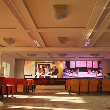 Indoor P5